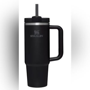 Stanley 30 oz. Quencher H2.0 FlowState Tumbler Brand New black
